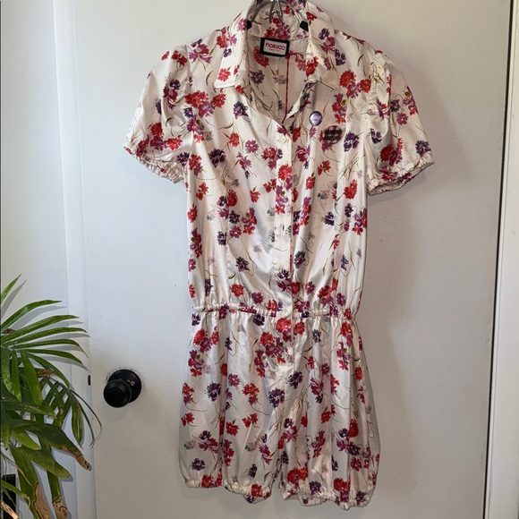 Fiorucci Floral Jumper, Romper - Shortsleeve NWT Sz Medium (Euro 44) - Picture 4 of 8